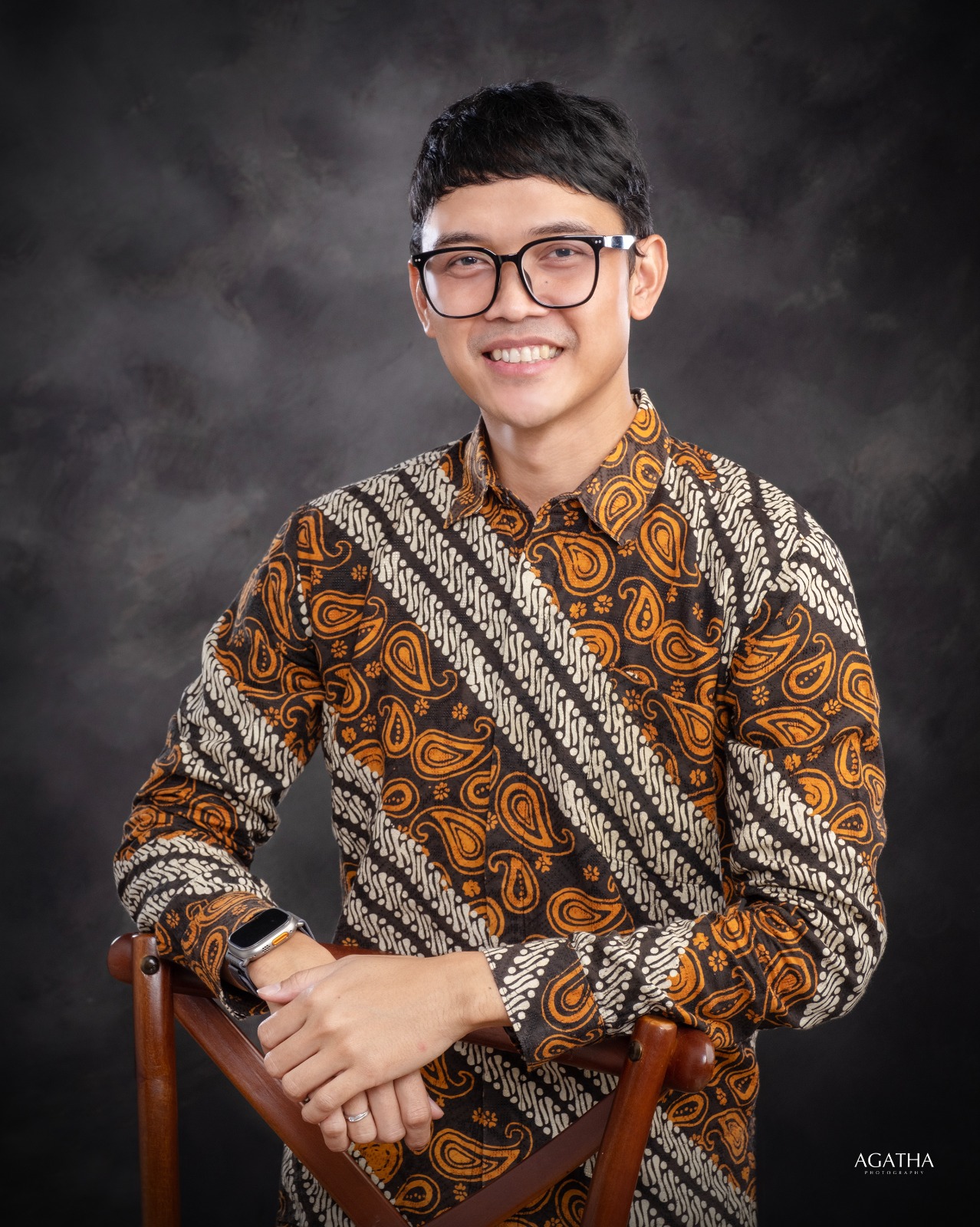 Dr. Reno Wikandaru, M. Phil.